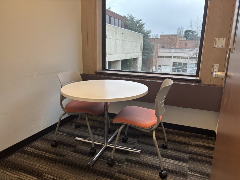 A fully enclosed private study room in the South Campus Center.